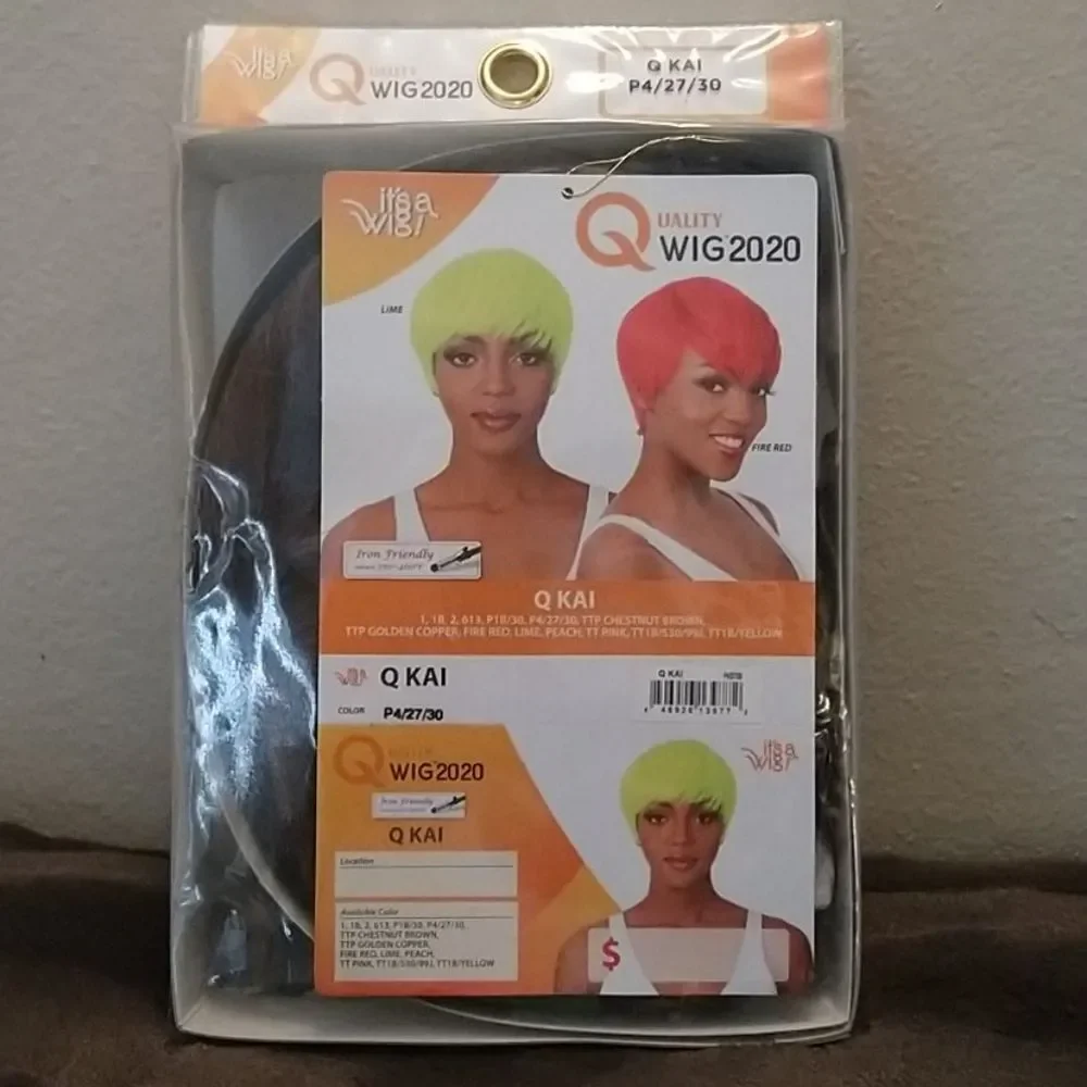 Short Bob Wig with Highlights